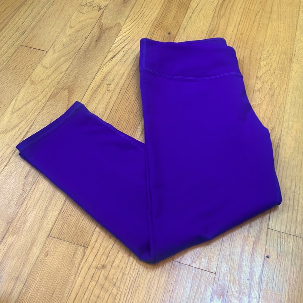 Fabletics mid-rise electric blue crop leggings